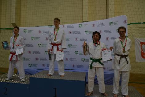 Zdjęcie nr 2 (2)
                                	                             Brązowy medal dla zawodnika klubu karate kyokushin Uniwersytetu Jagiellońskiego na AMP Karate WKF
                            